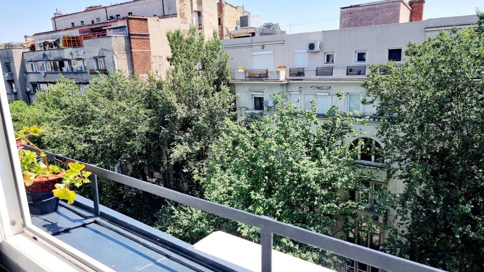 View Armeneasca *